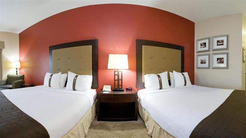 Holiday Inn Hotels Batesville By Ihg Luaran gambar